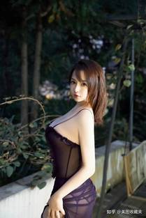 地母海报