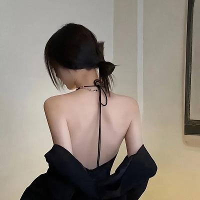 热辣滚烫2海报